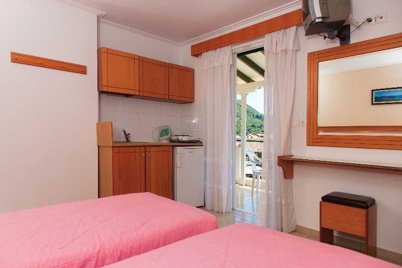 Cosmopol Studios Lefkada Island Exterior photo